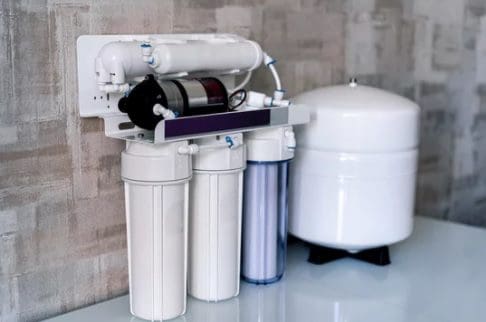 התקנת כיור -אינסטלטור ברעננה - איציק שי דגן