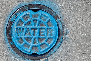 אינסטלטור לפתיחת סתימות ביוב בבת ים