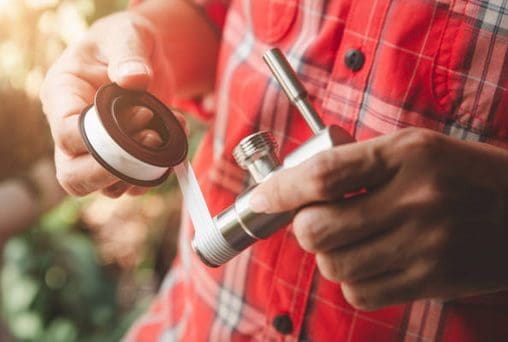 תיקון ברז ניל כדיי להגביר לחץ מים בבית